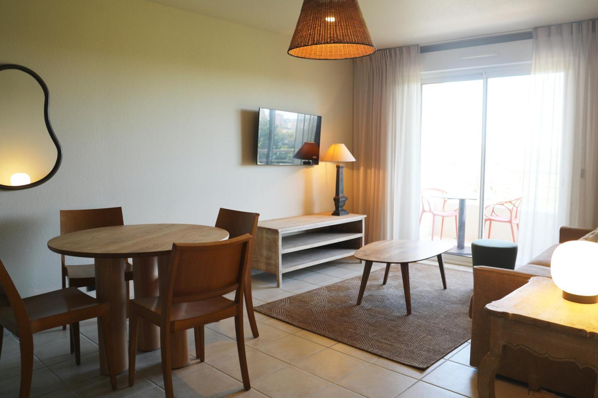 Hotel Golf Fontcaude Juvignac Dış mekan fotoğraf